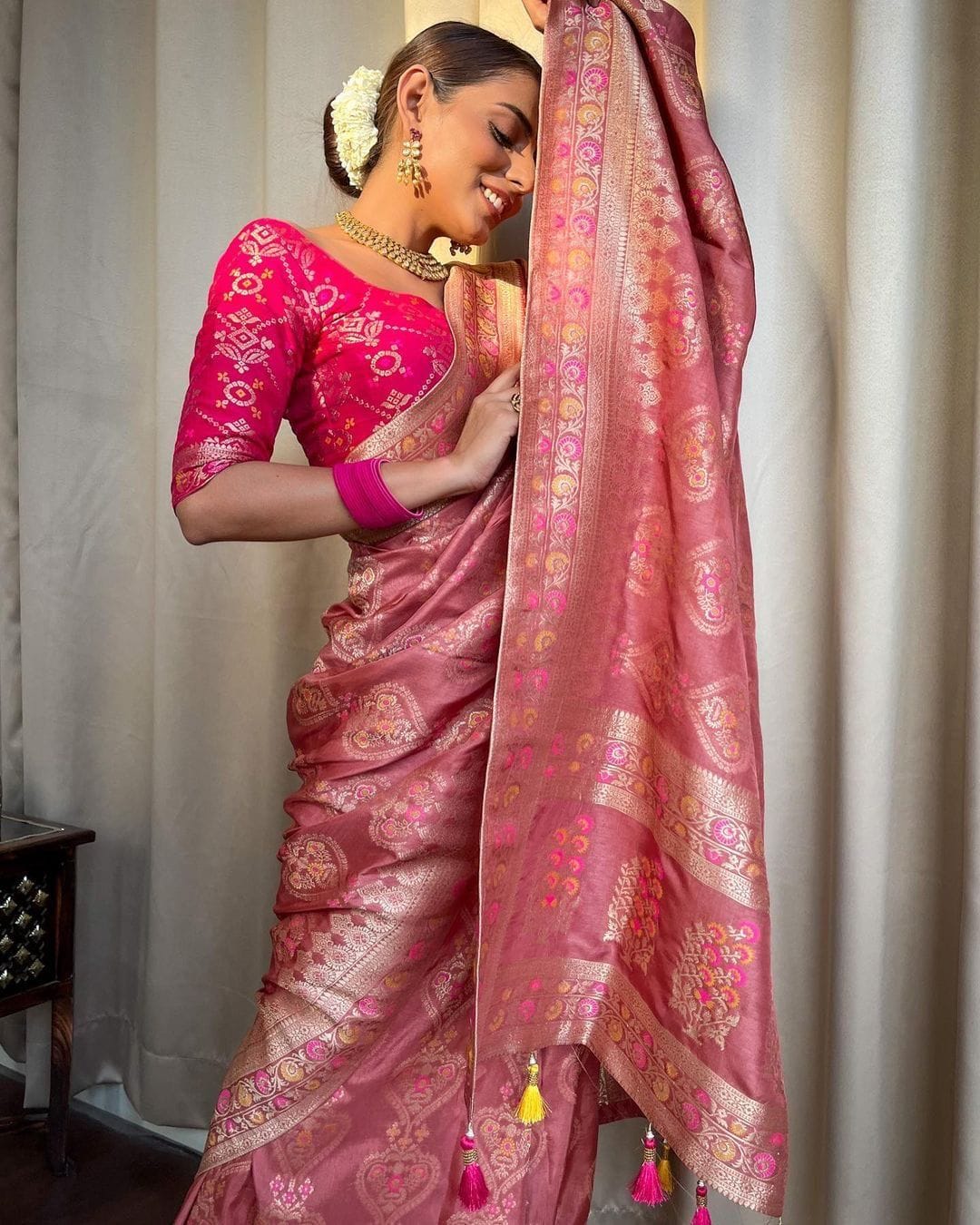 Gorgeous Pure Soft Dola Silk Sarees - Pink